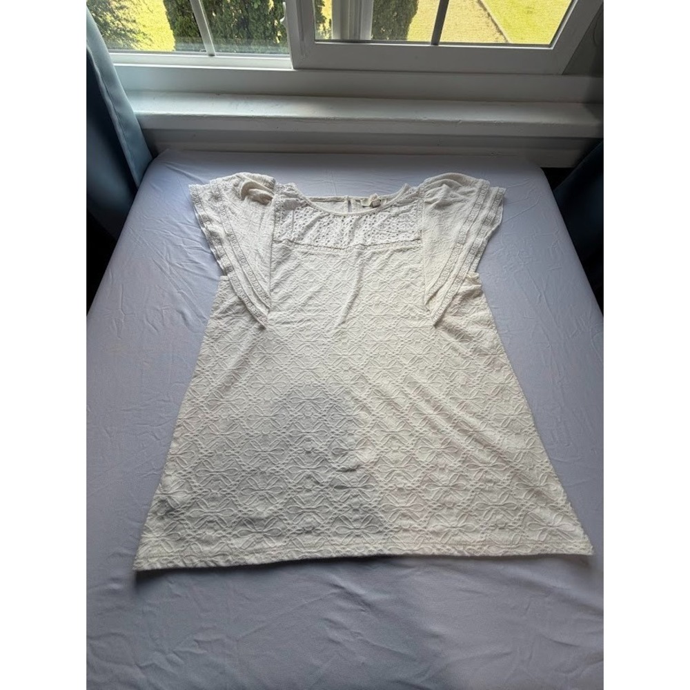 Women's timeless preppy blouse perfect for any summer occasion by LOFT - Size L